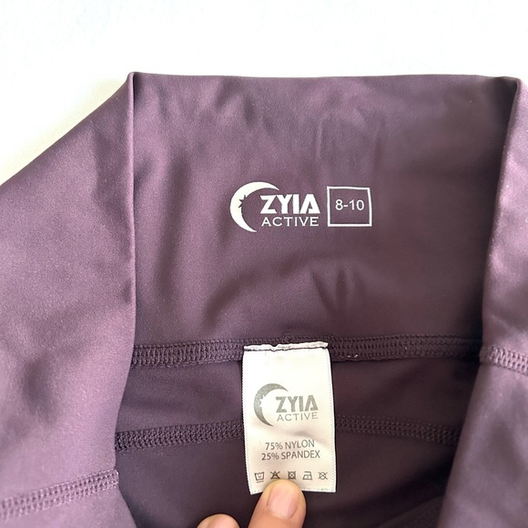 Zyia Active Pocket Light N Tight Plum High Rise Capri Leggings - Picture 4 of 9